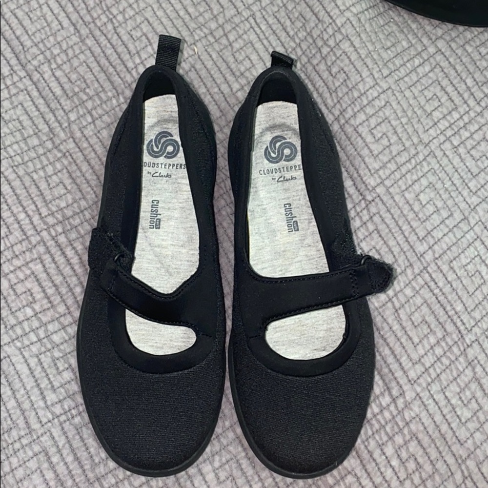super comfy black shoes